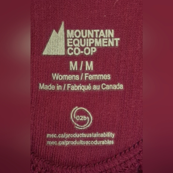 MEC Women’s Half Zip Lightweight Pullover – Made in Canada (Size M) - Picture 3 of 3